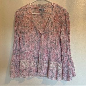 Multicolored lightweight blouse with front tie